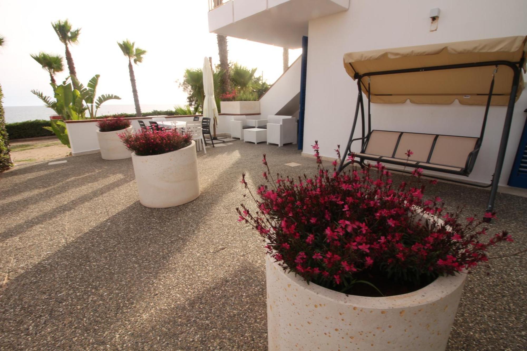 توري سان جيوفاني أوغينتو Residence Mare Azzurro المظهر الخارجي الصورة